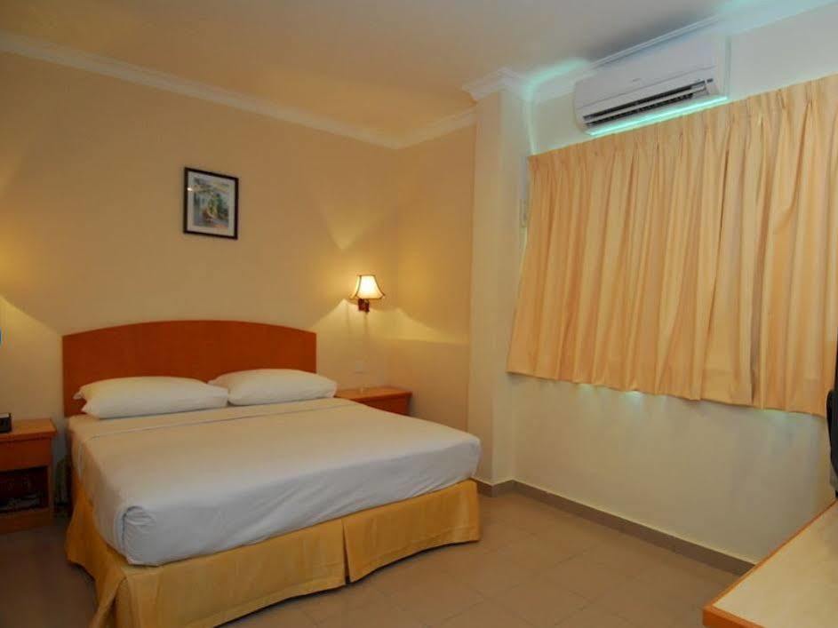 โฮเต็ล ซิตี้สตาร์ Hotel ซันดากัน ภายนอก รูปภาพ